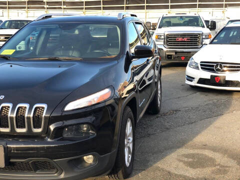 2015 Jeep Cherokee for sale at Top Gear Cars LLC in Lynn MA