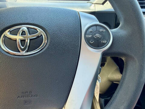 2016 Toyota Prius c One