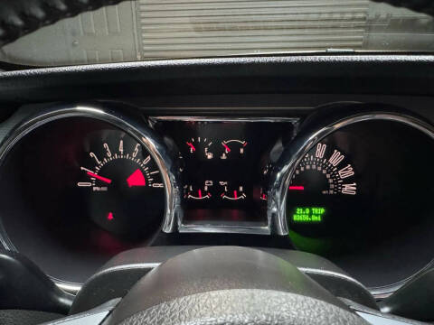 2005 Ford Mustang GT Deluxe