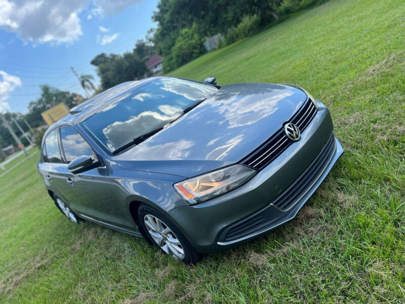 2013 Volkswagen Jetta SE photo 4