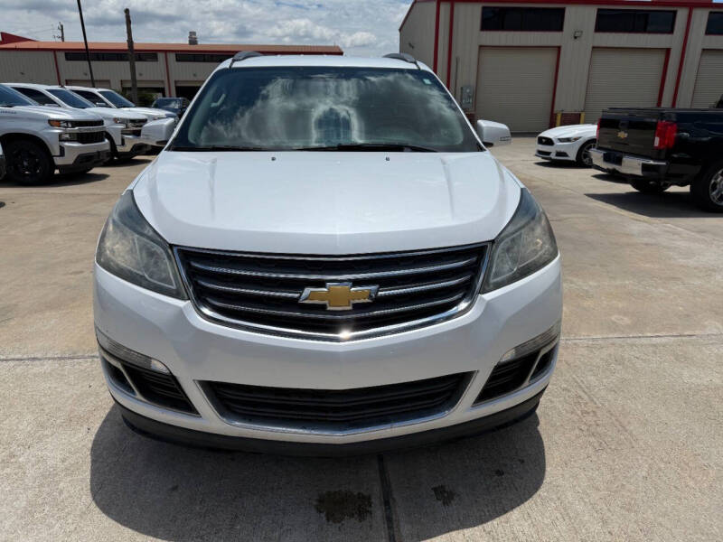 Used 2016 Chevrolet Traverse 1LT with VIN 1GNKRGKD2GJ161176 for sale in Houston, TX
