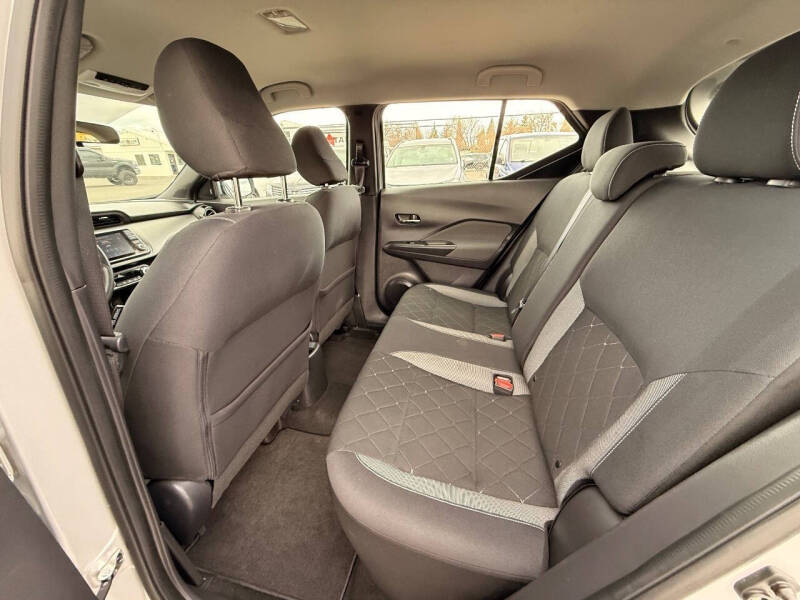 2019 Nissan Kicks SV