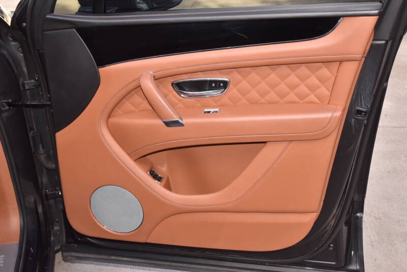 2020 Bentley Bentayga V8