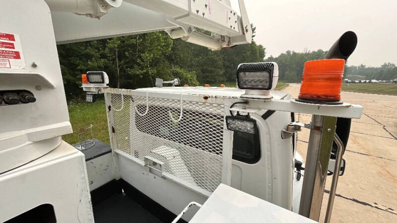 2020 Freightliner M2 106