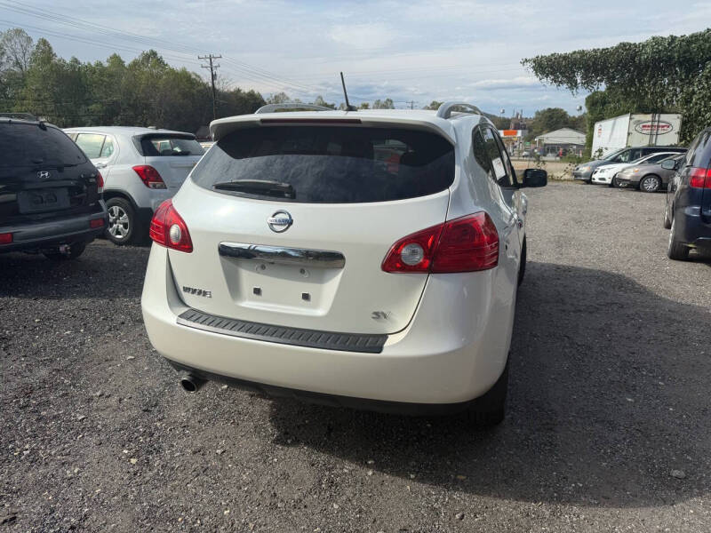 2011 Nissan Rogue SV