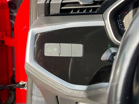 2019 Audi Q3 quattro Premium 45 TFSI