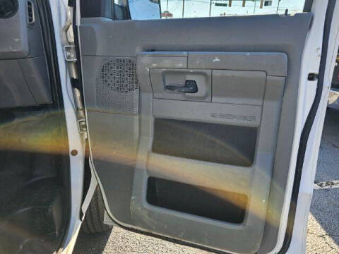 2014 Ford E-Series E-250