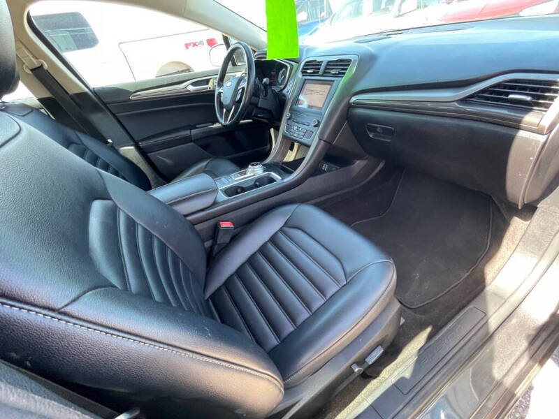 2019 Ford Fusion SEL