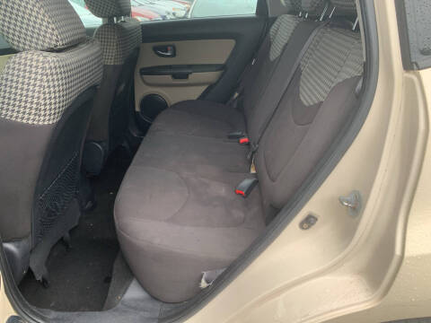 2013 Kia Soul +