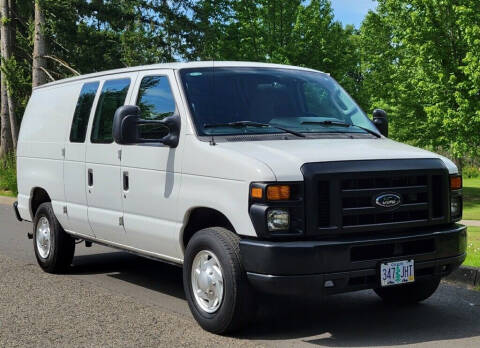 2011 Ford E-Series for sale at CLEAR CHOICE AUTOMOTIVE in Milwaukie OR