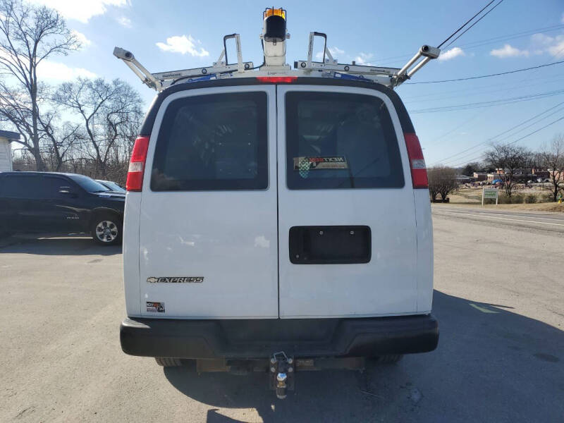 2017 Chevrolet Express 2500