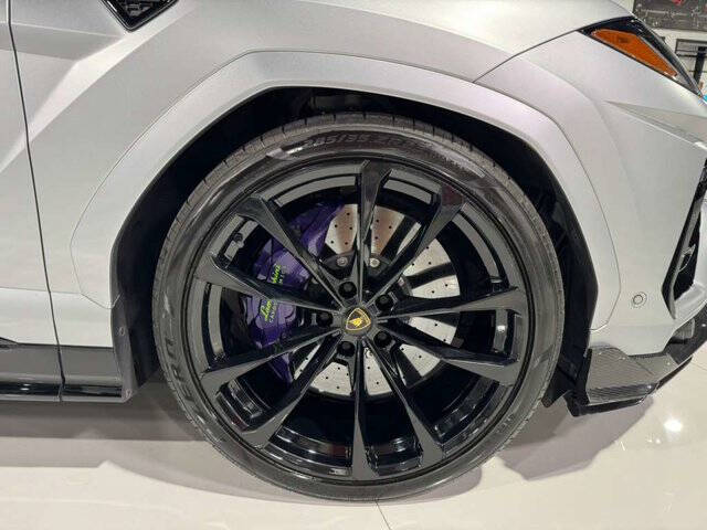 2022 Lamborghini Urus