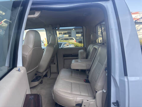 2009 Ford F-350 Super Duty Lariat