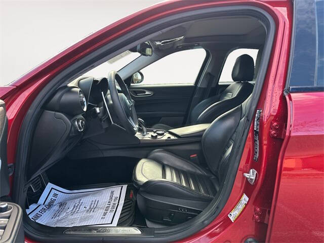 2017 Alfa Romeo Giulia Ti