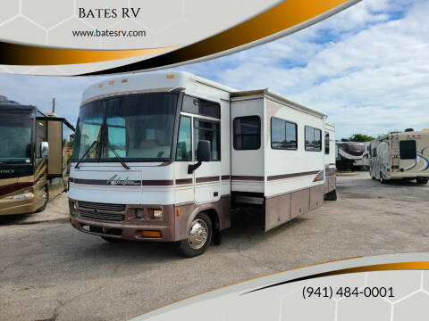 2000 Winnebago Adventurer