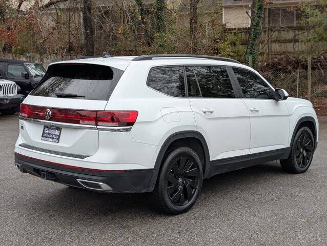 2024 Volkswagen Atlas SE