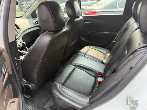 2016 Chevrolet Sonic LTZ Auto