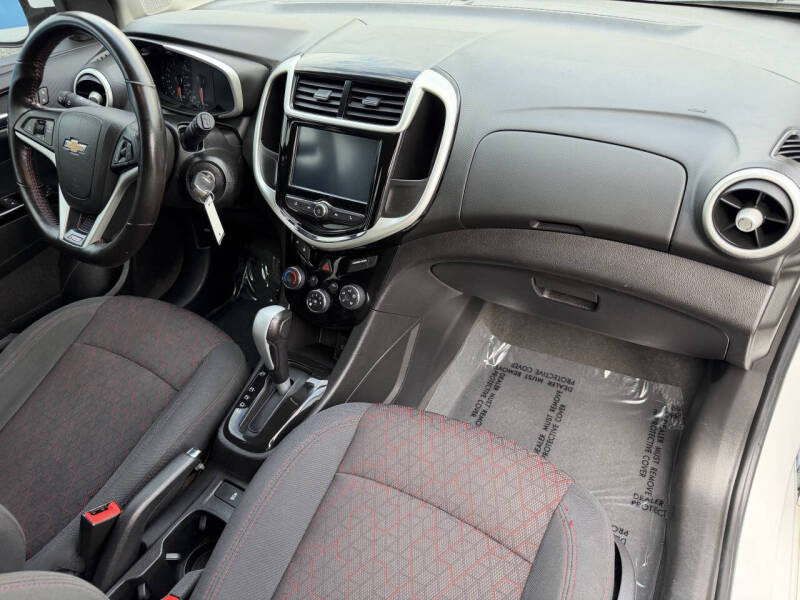 2017 Chevrolet Sonic LT Auto