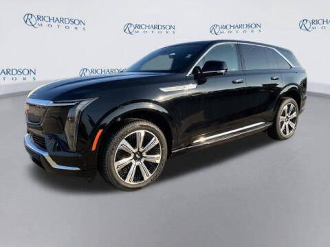 2025 Cadillac Escalade IQ Luxury 2