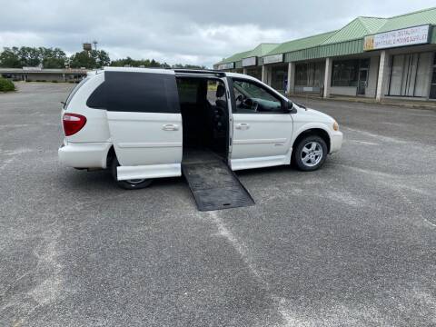 2007 Dodge Grand Caravan for sale at BT Mobility LLC in Wrightstown NJ