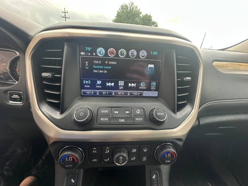 2017 GMC Acadia Denali