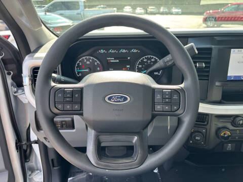 2025 Ford F-350 Super Duty XL