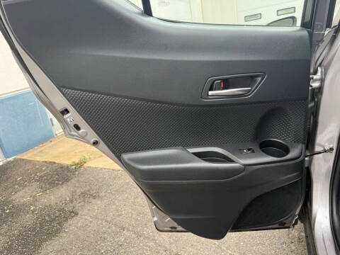 2018 Toyota C-HR XLE Premium