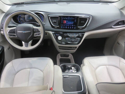2018 Chrysler Pacifica Hybrid Limited