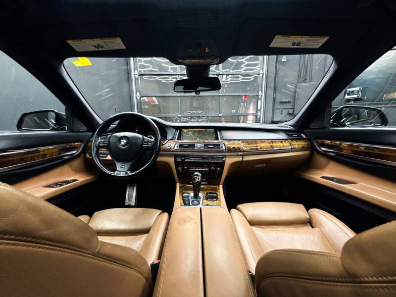 2014 BMW 7 Series