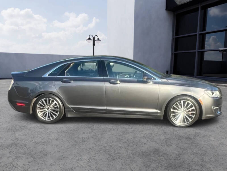 2017 Lincoln MKZ Select