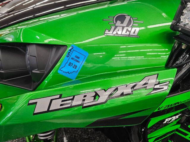 2022 Kawasaki Teryx4