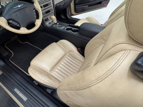 2005 Ford Thunderbird Deluxe