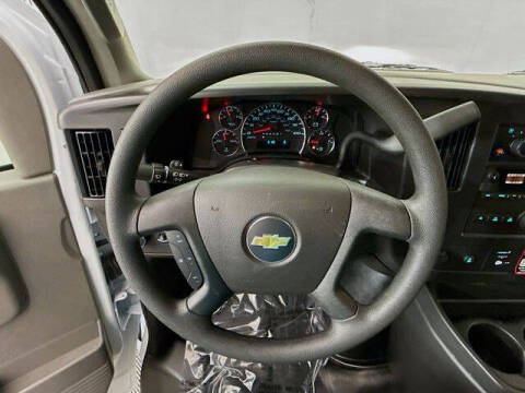 2026 Chevrolet Express 2500