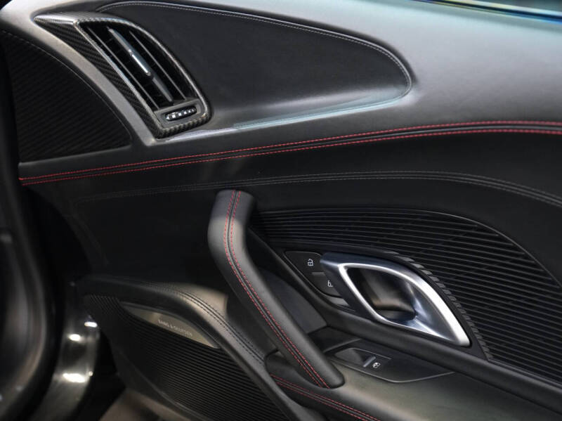 2017 Audi R8 5.2 quattro V10 Plus