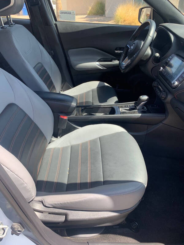 2024 Nissan Kicks SR