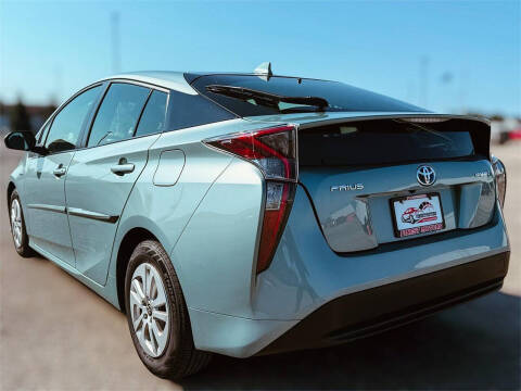 2016 Toyota Prius Two