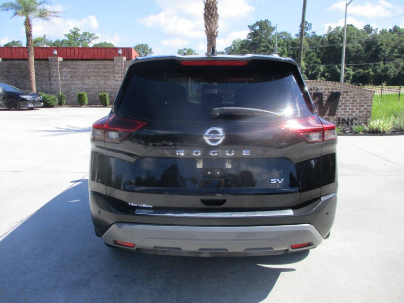 2021 Nissan Rogue SV