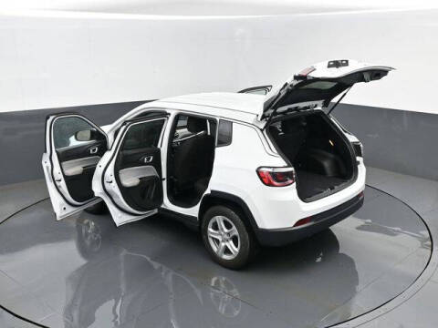 2023 Jeep Compass Sport