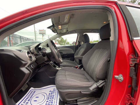 2015 Chevrolet Sonic LT Auto