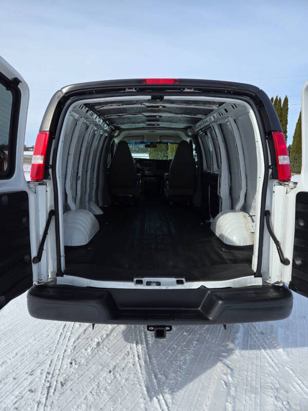 2021 GMC Savana 3500