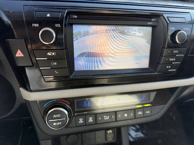 2016 Toyota Corolla LE