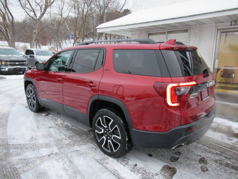 2021 GMC Acadia SLT