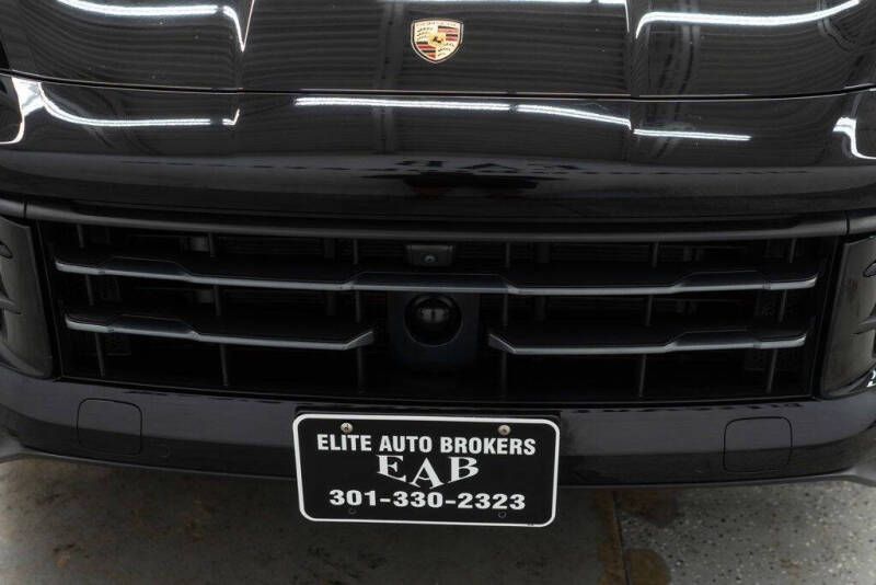 2024 Porsche Cayenne