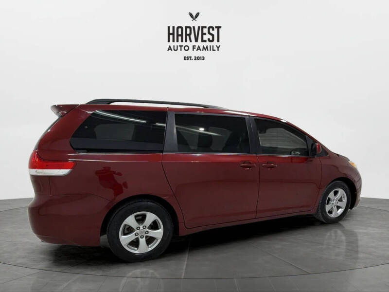 2011 Toyota Sienna