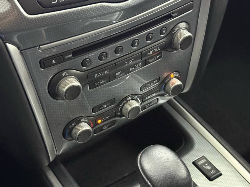 2018 Nissan Pathfinder SL