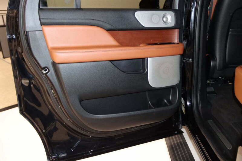 2020 Lincoln Navigator L Reserve