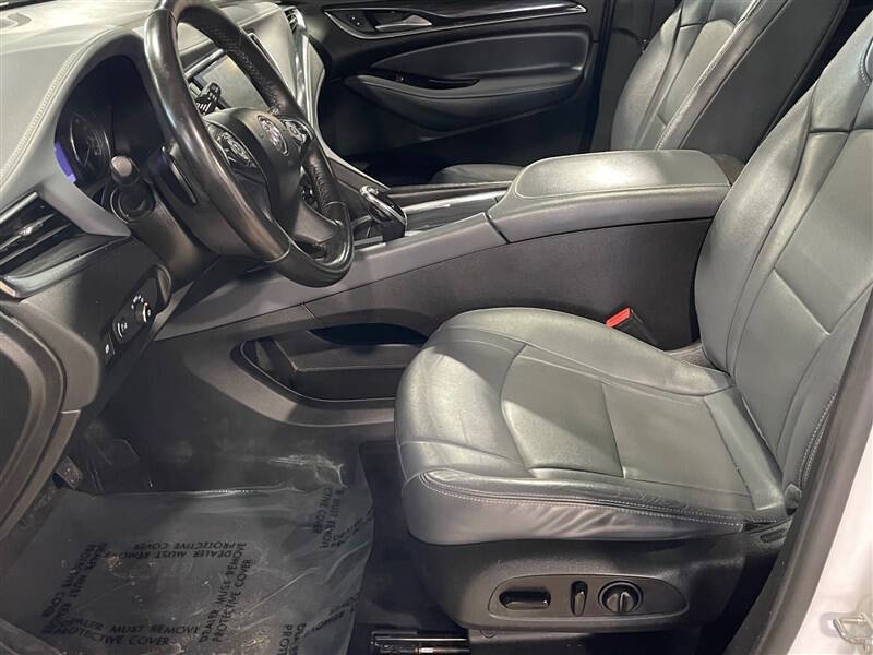 2020 Buick Enclave Essence