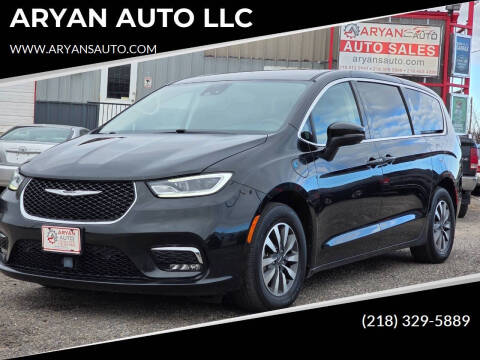 2023 Chrysler Pacifica Plug-In Hybrid Touring L