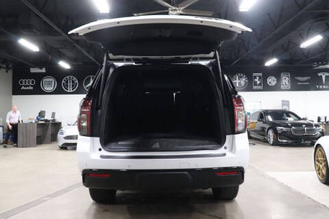 2024 Chevrolet Suburban RST