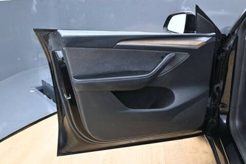 2024 Tesla Model Y Performance